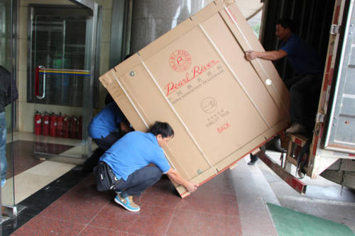 虹口钢琴贵重工艺品无忧运
